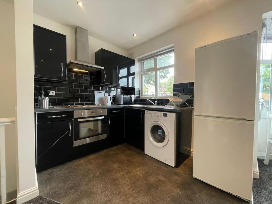 Kingsbury Apt 2 Бирмингам Екстериор снимка